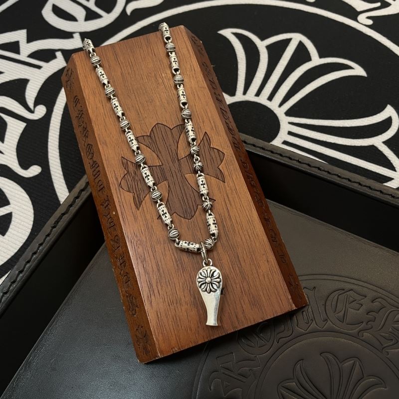 Ch*0me He**ts necklaces